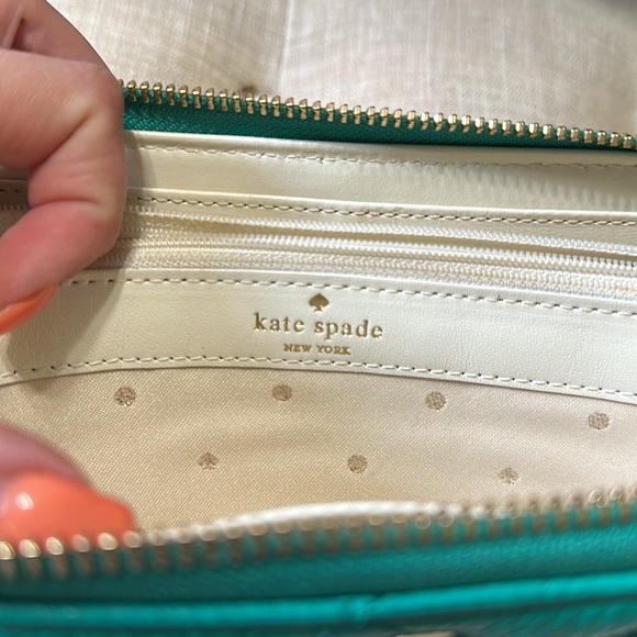 Kate Spade Wallet - Picture 8 of 10